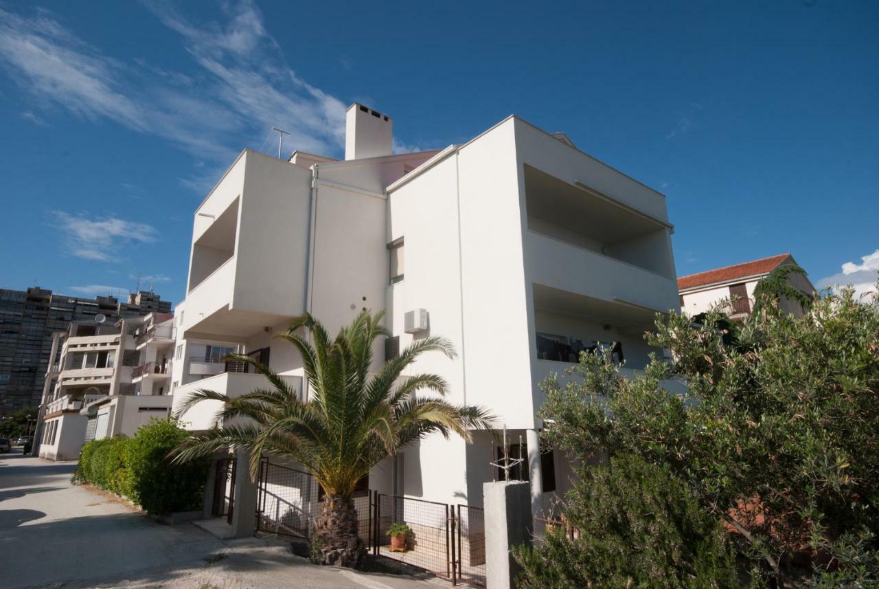 Apartment Raquil Split Exterior photo